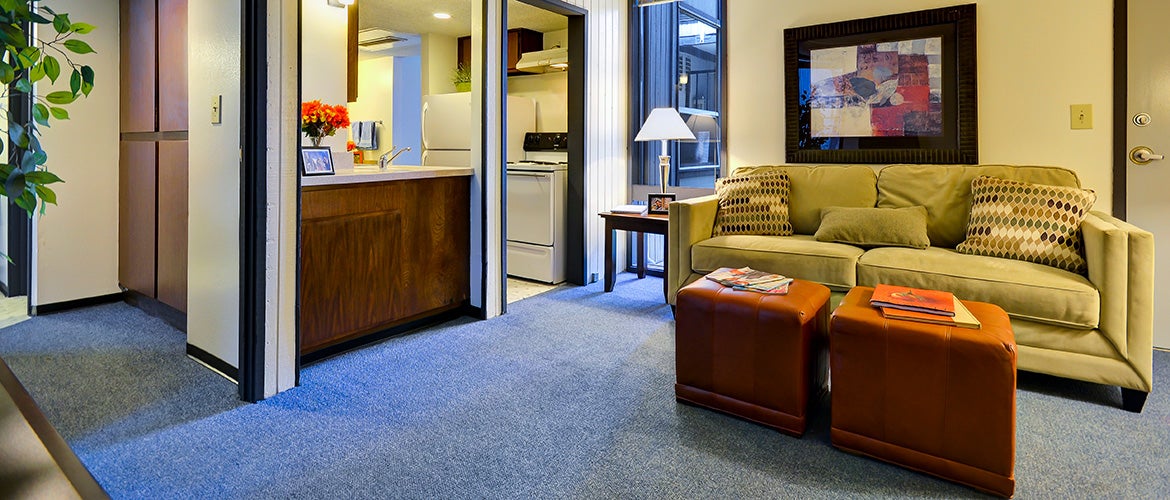 Bannockburn Village Ucr Housing Services