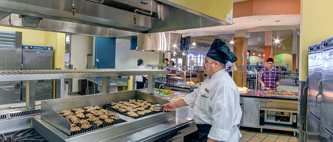 dining chef cooking grilled chicken